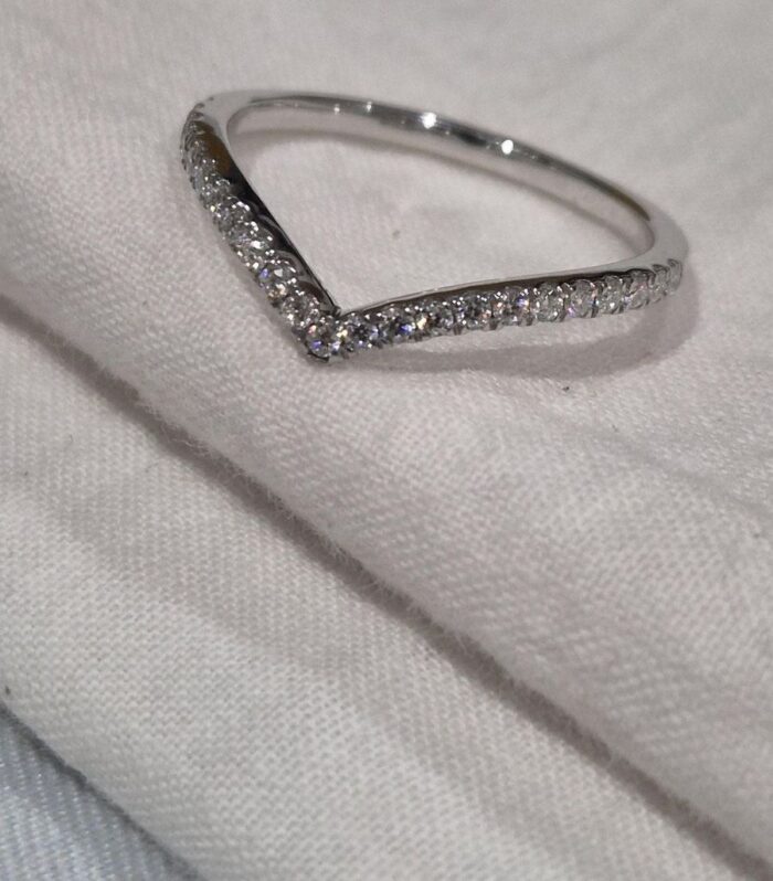 V-Shape Chevron Ring