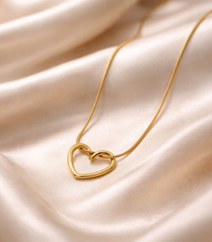 Twisted heart necklace
