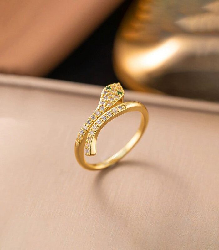 Zircon Studded Snake Ring