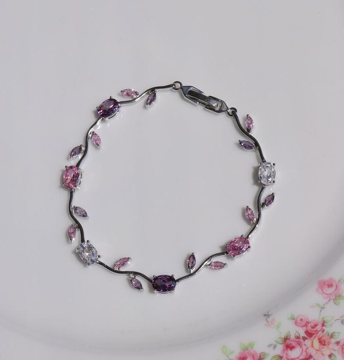 Tulip Petal Vine Crystal Bracelet